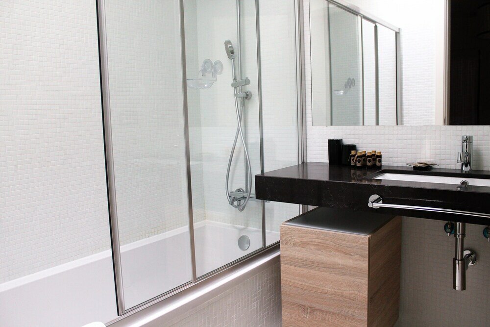 Фото Altido Bairro Alto 2-br Apartment w/Large Terrace