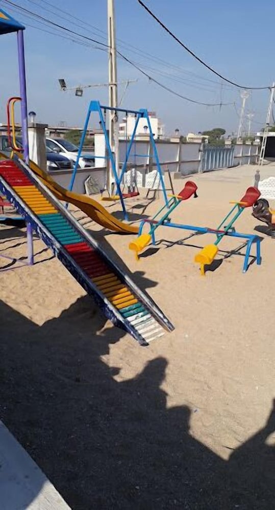 Фото Hotel Surbhi