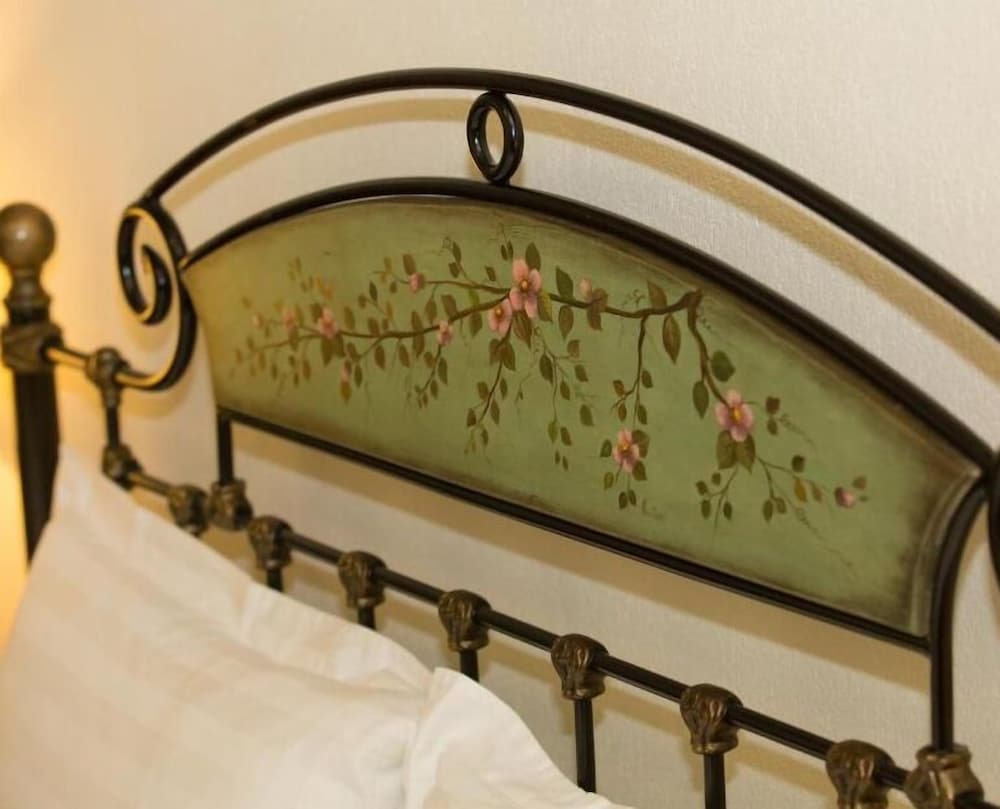 Фото Arkefthos Mountain Hotel