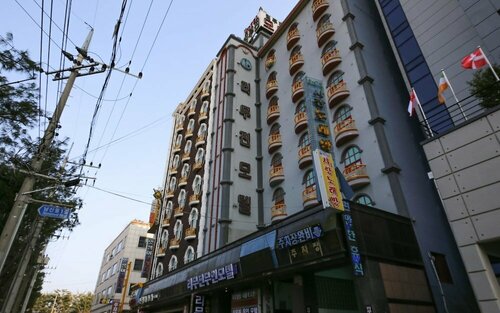 Гостиница Suncheon Sloth Hotel в Сунчхоне