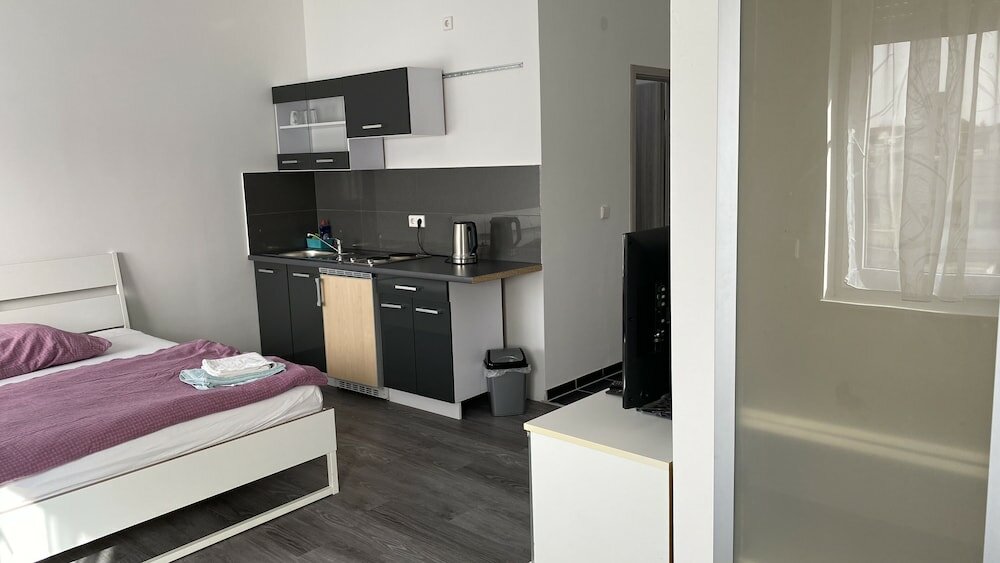 Фото Pension Neon