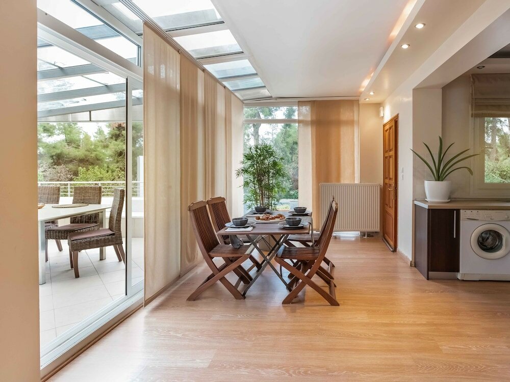 Фото A Private Haven: Hera with Secluded Pool and Garden