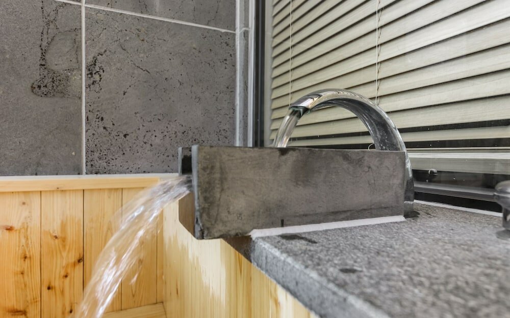 Фото Changwon Jinhae Lewis Hotel