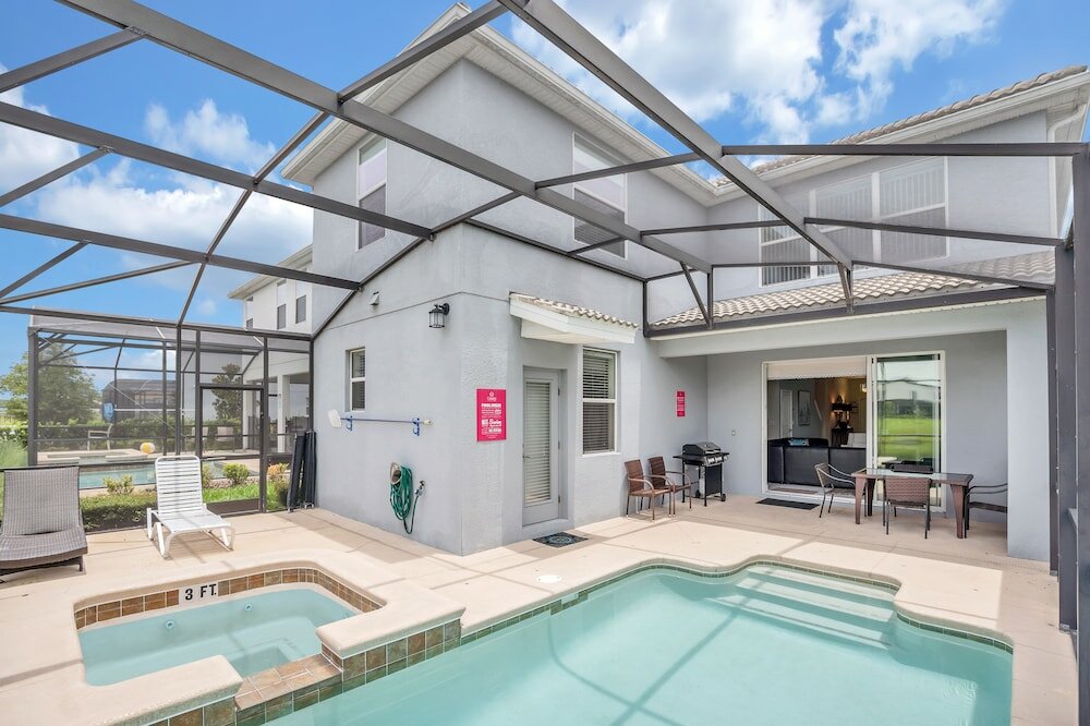 Фото Lakeview Home w Private Pool & Free Water Park!