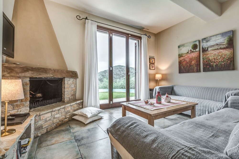 Фото Mastrogiannis villa Myrtia