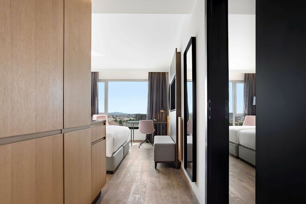 Фото Radisson Blu Hotel, Antananarivo Waterfront