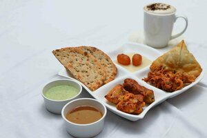 Гостиница Gulberg Continental Hotel