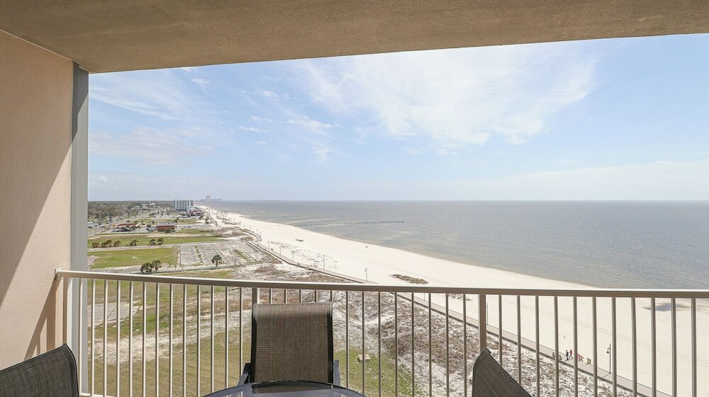 Фото Sea Breeze 1002 Penthouse