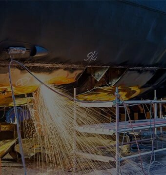Shipbuilding, ship repair APT Global Marine, Dubai, photo