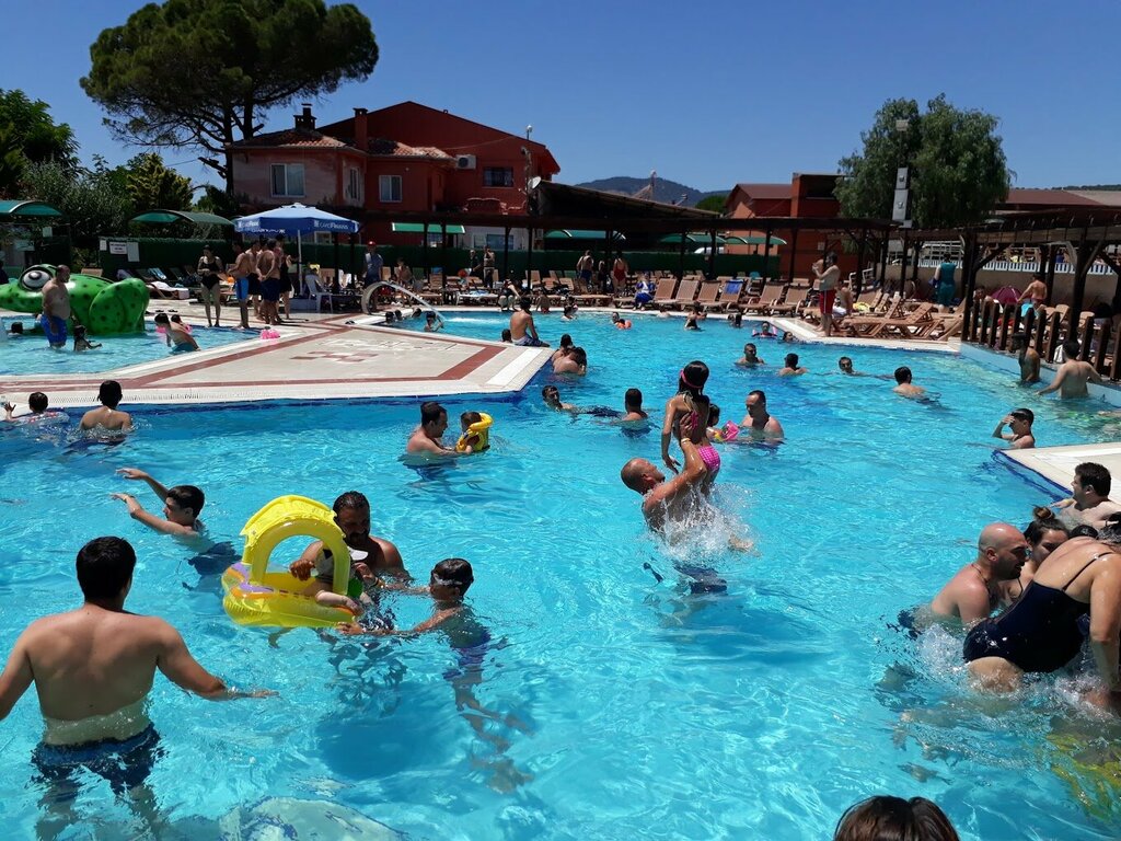 Water park Blue Zest Aquapark, Edremit, photo