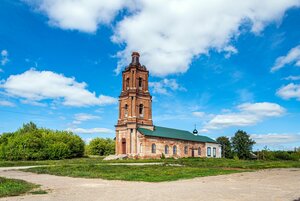 Церковь Троицы Живоначальной (Кировская область, Лебяжский муниципальный округ, село Лаж), православный храм в Кировской области