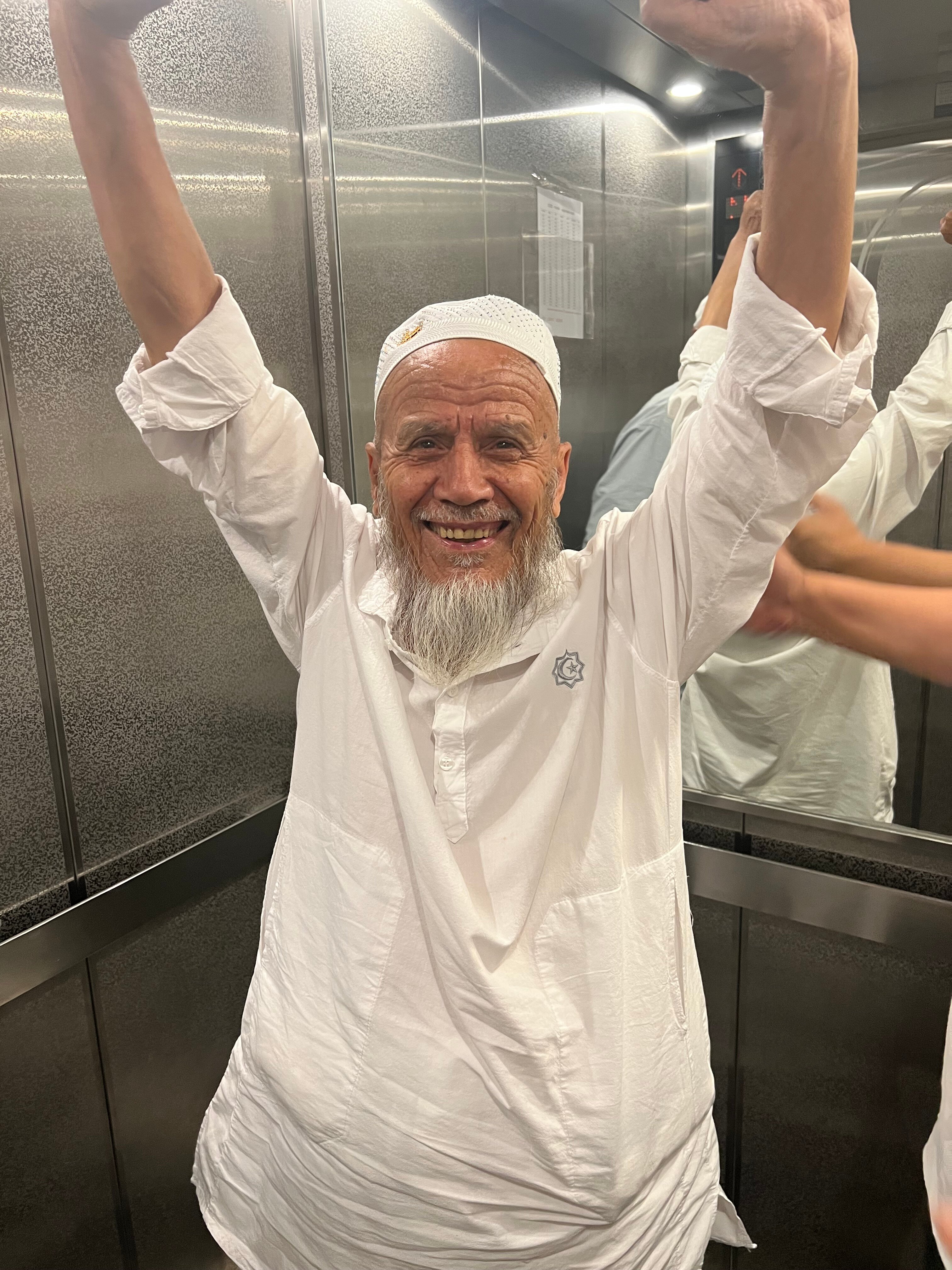 Фото Barakat Burhan Hotel