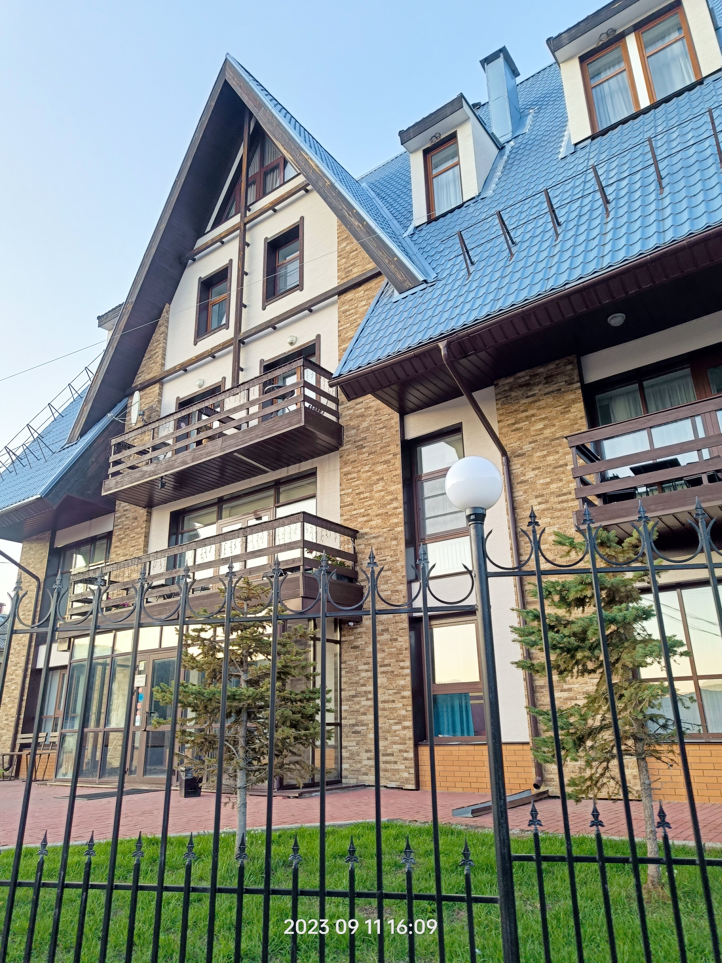 Фото Никола