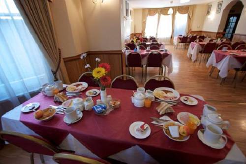Фото Ravna Gora Hotel