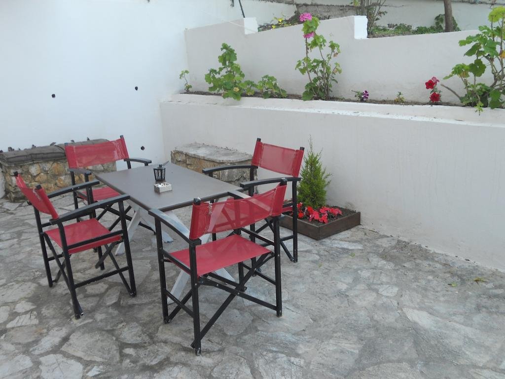 Фото Gina Studios