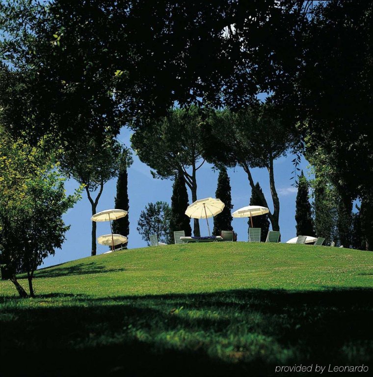 Фото Rome Cavalieri, A Waldorf Astoria Hotel