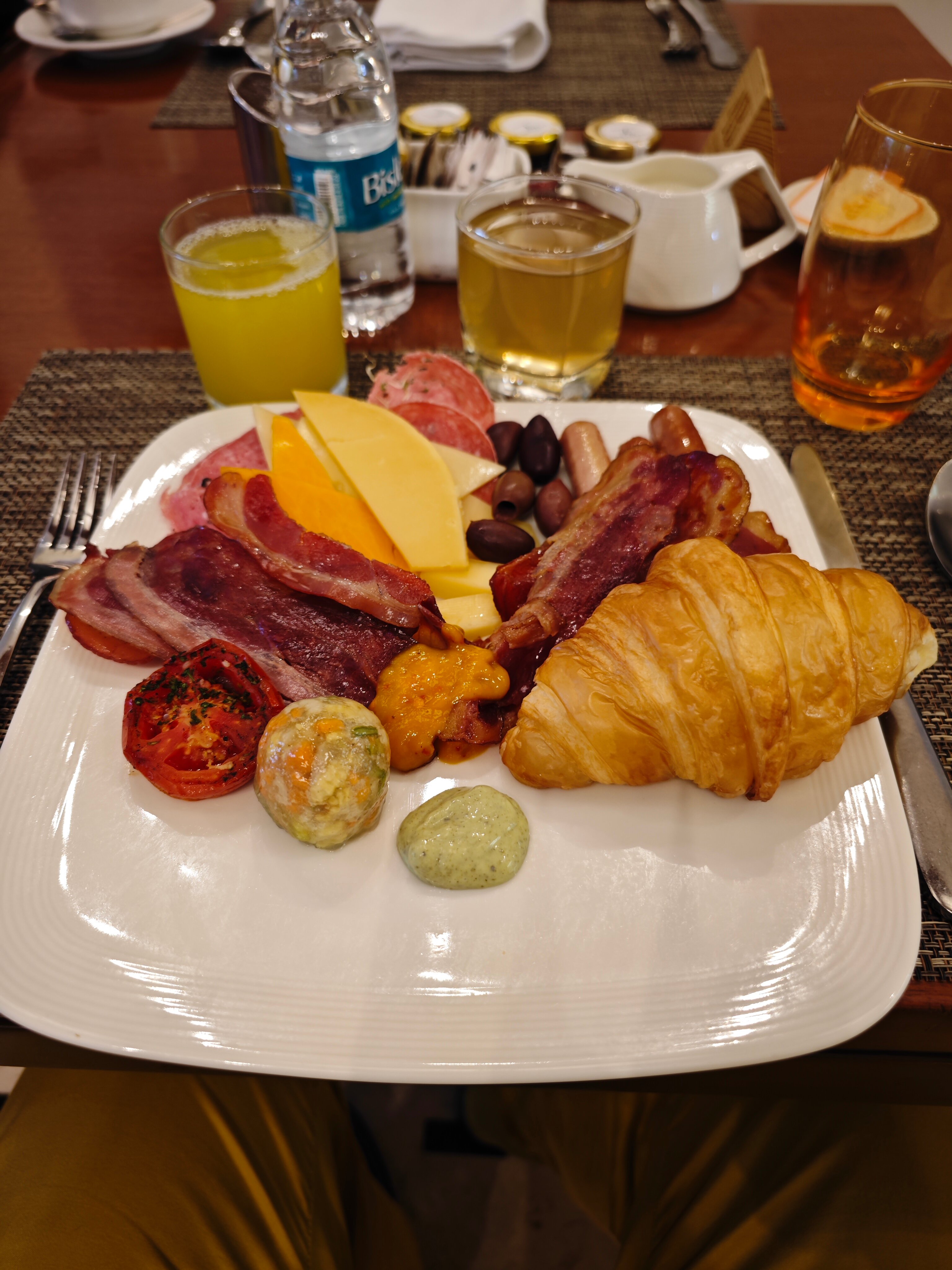 Фото The Leela Mumbai