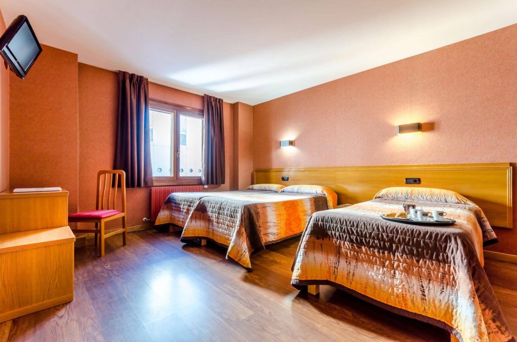 Фото Hotel Cal Ruiz