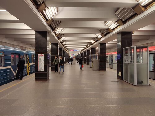 Metro Prospekt Veteranov (Saint Petersburg, Novatorov Boulevard), metro station