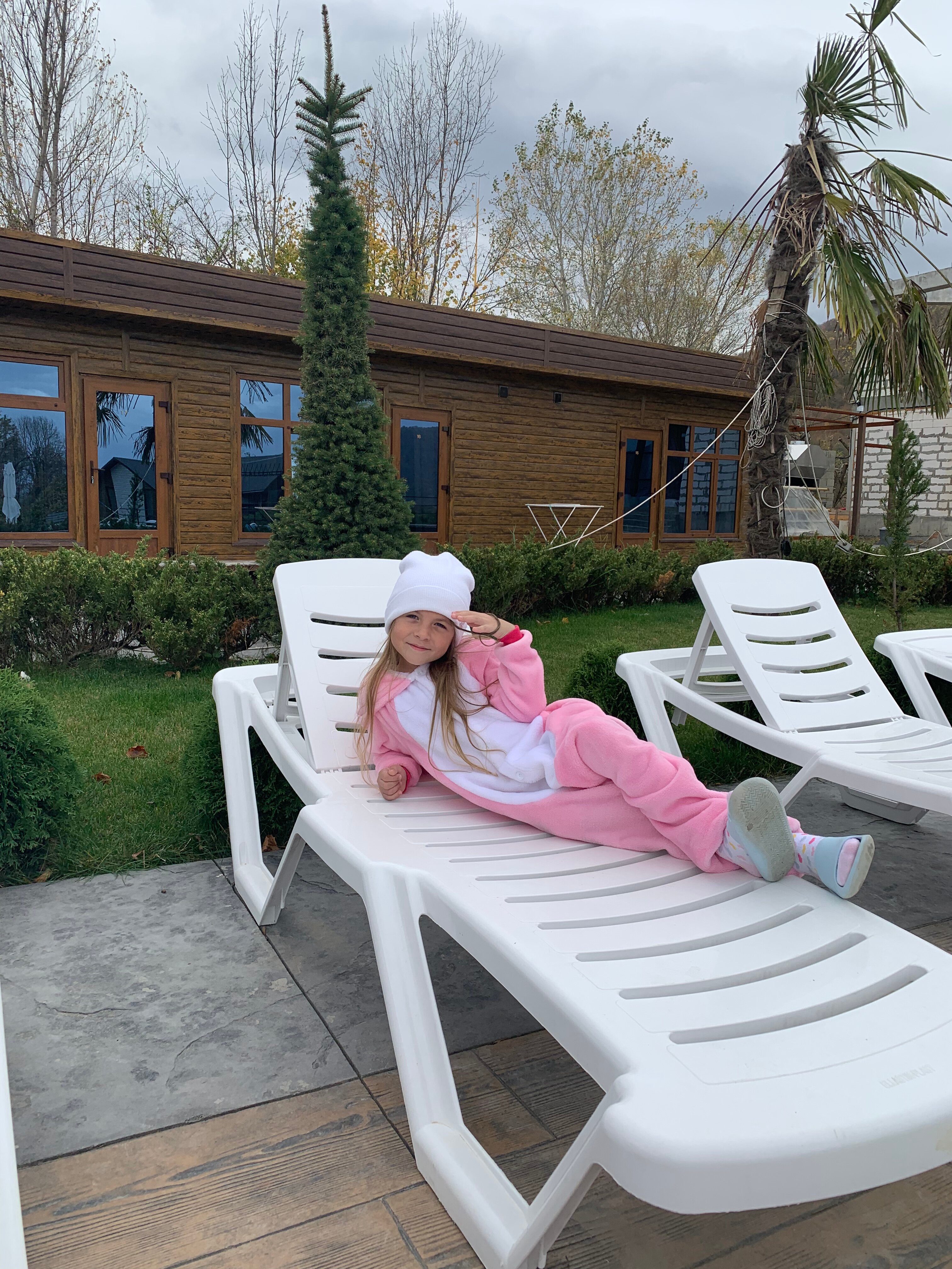 Фото Ашхадах