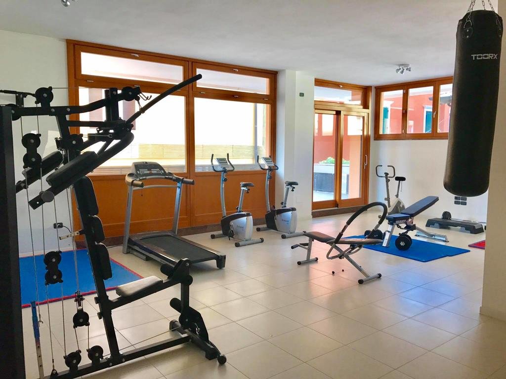 Фото Aparthotel Capitol