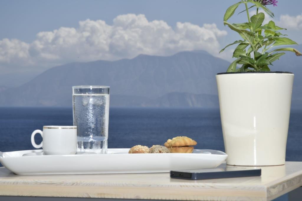 Фото Ikaros Art Hotel