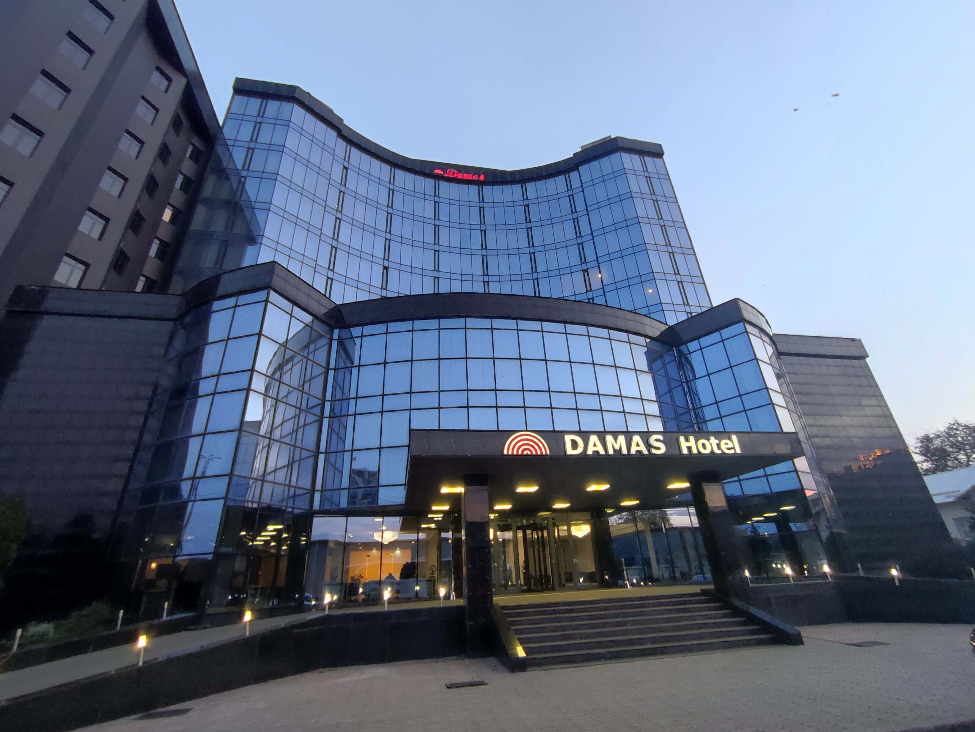 Фото Damas International Hotel