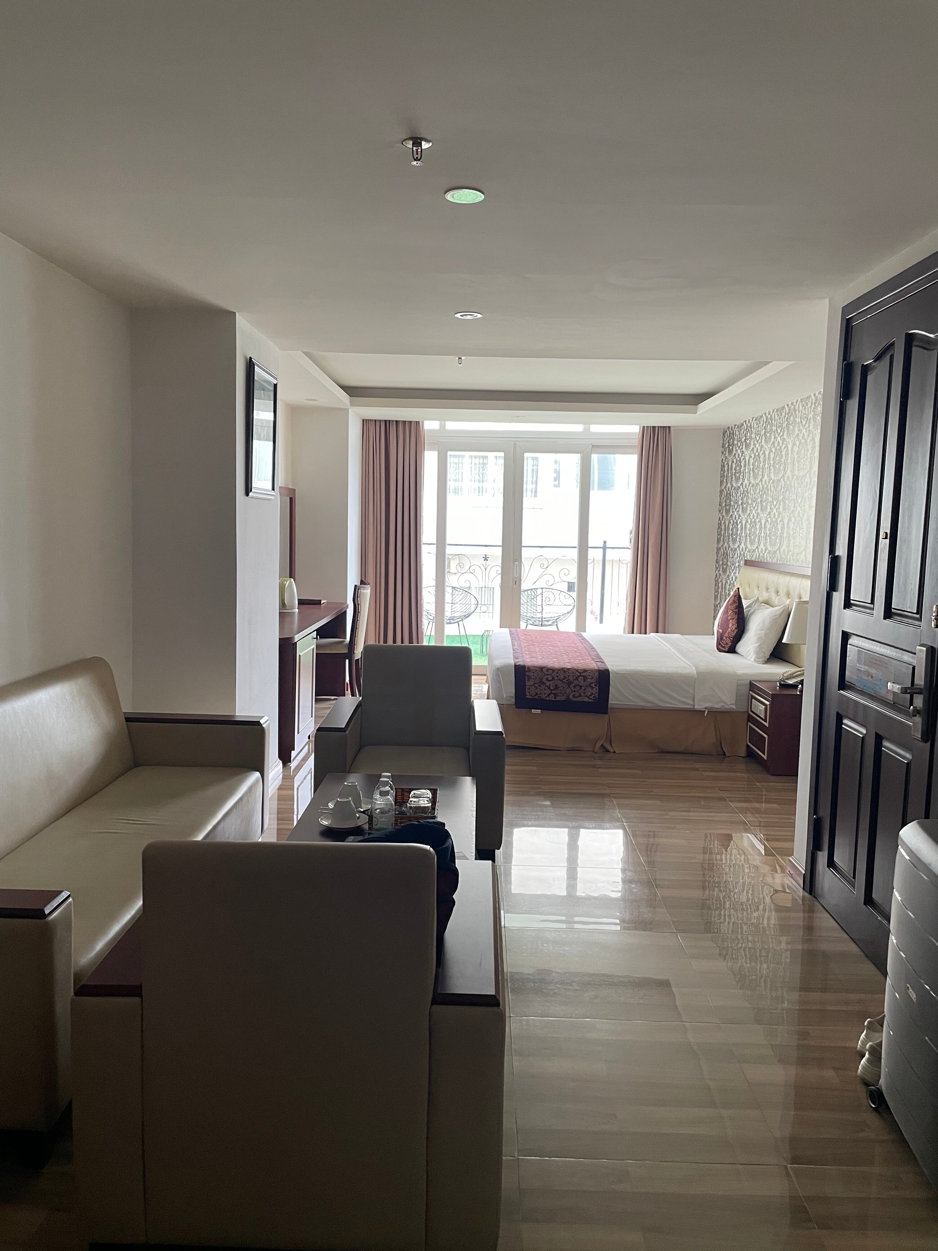 Фото Paris Nha Trang Hotel & Apartment