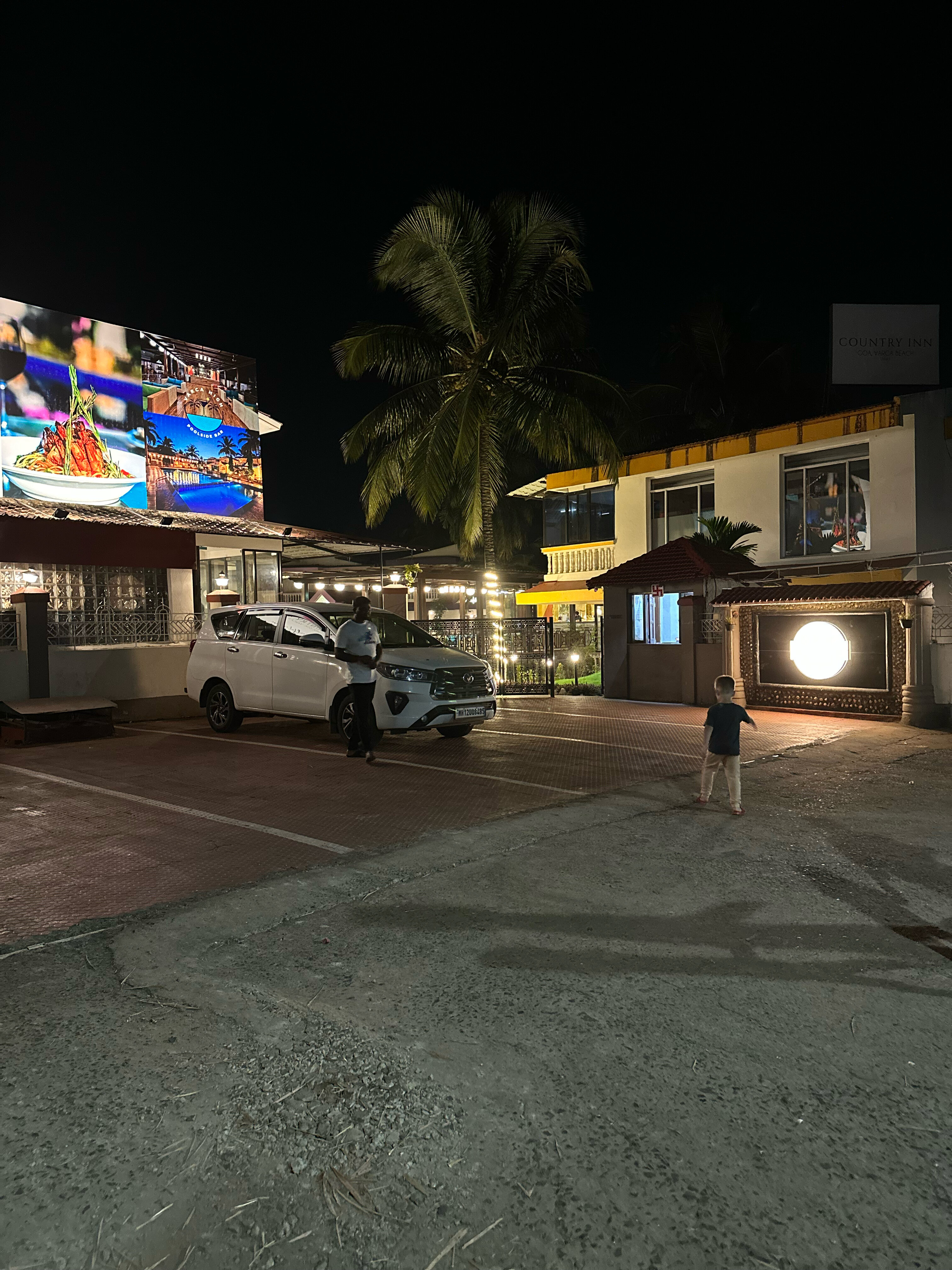 Фото Country Inn Tarika Goa, Varca Beach