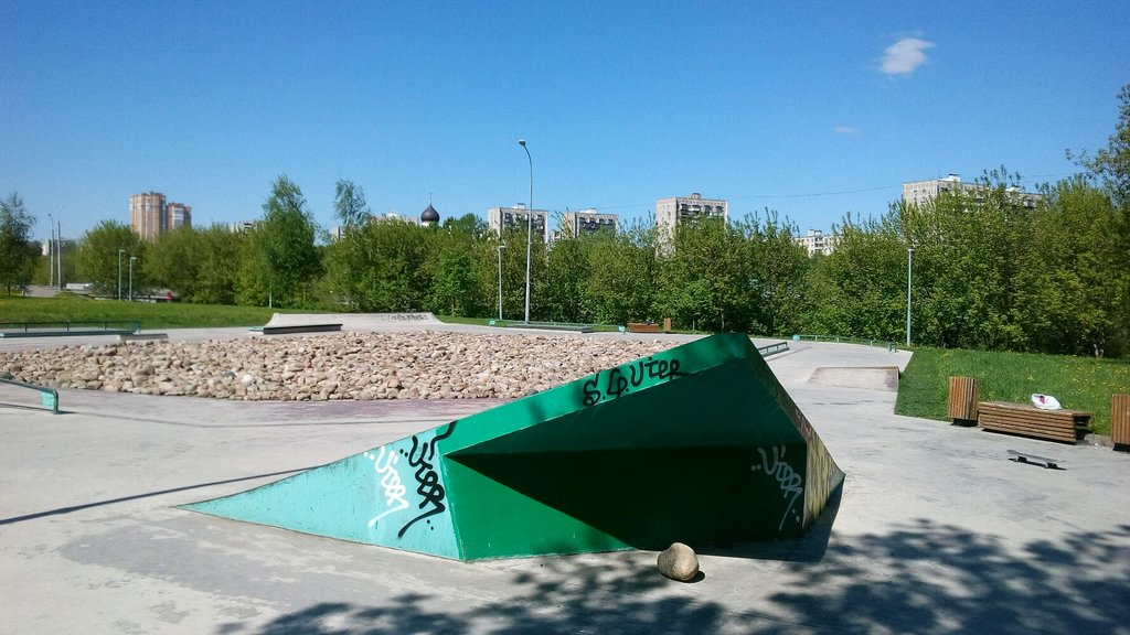 Скейт парк Яуза