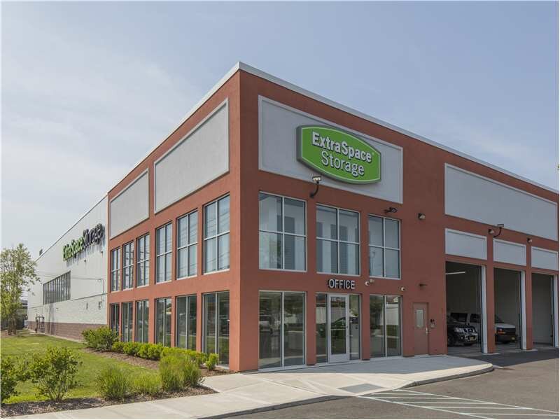 Extra Space Storage, storage, United States, Elmont, 2030 Linden Blvd — Yan...