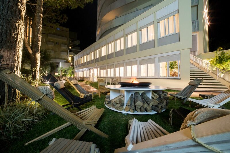 Гостиница Hotel Solemare в Червии
