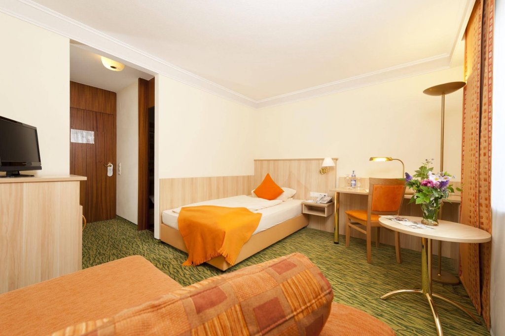 Фото Hotel Hirsch