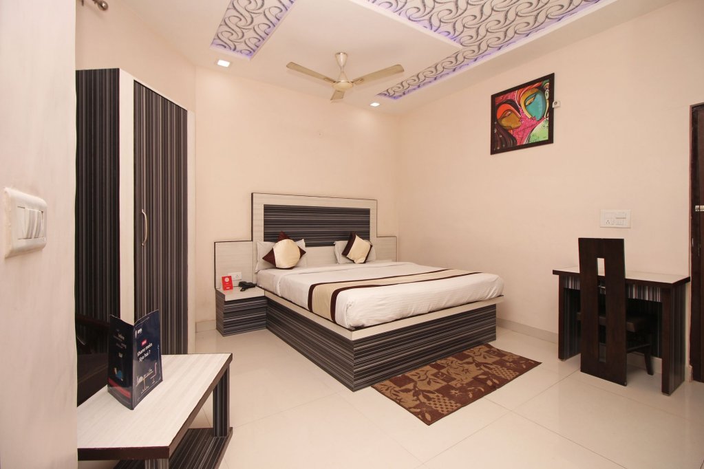 Фото Oyo 3202 Hotel Gayatri Residency