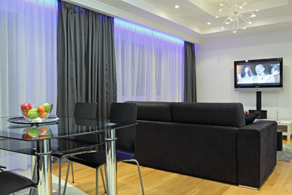 Фото The Queen Luxury Apartments - Villa Giada