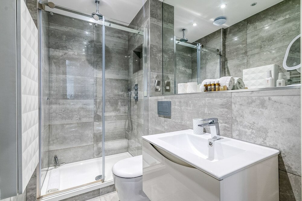 Фото Penthouse With Views Of Alexandra Palace