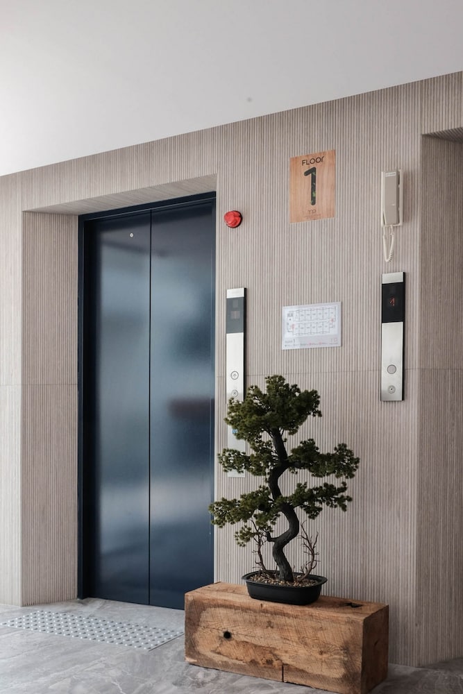 Фото Tassana Place Boutique Hotel Bansuan