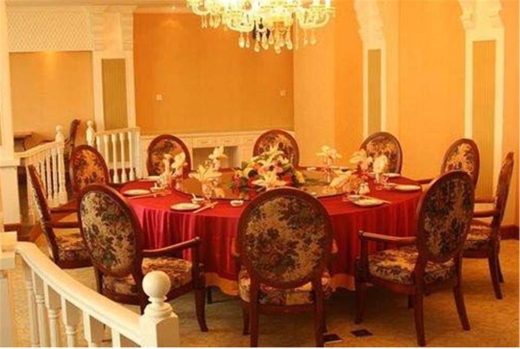 Фото Blue Palace Hotel