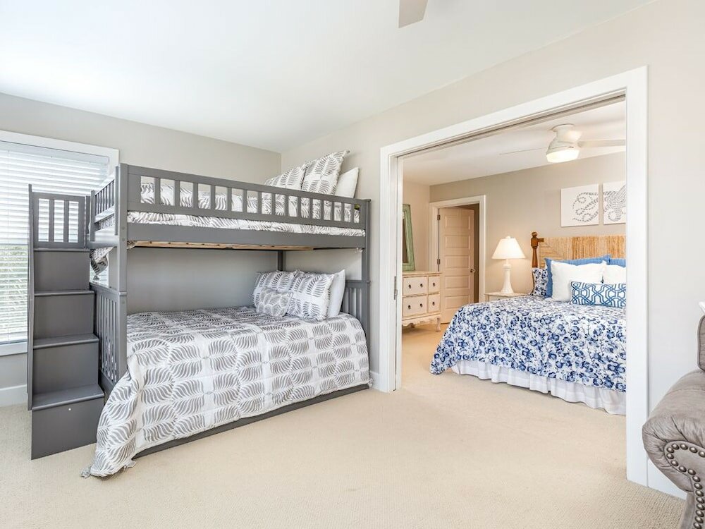 Фото Tide The Knot