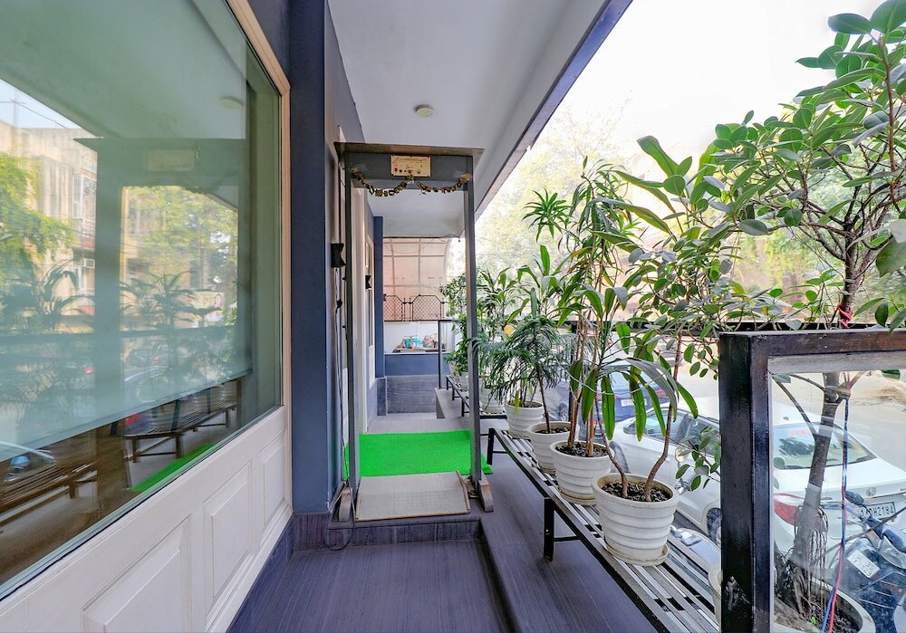 Фото Fabhotel Lord Inn