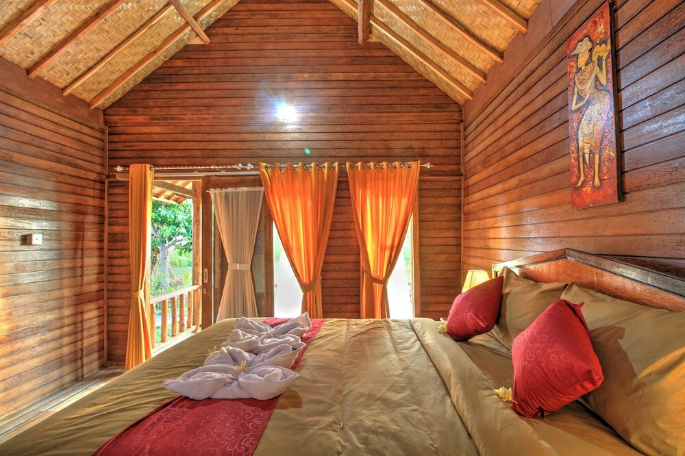 Фото Ayu Hill Bungalow