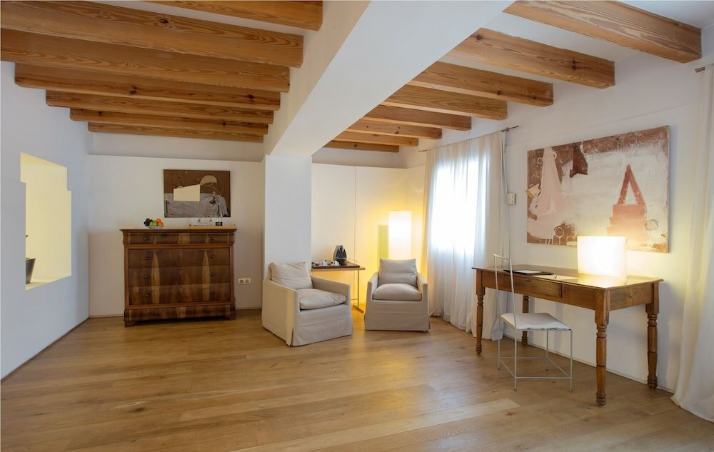 Фото Hotel Convent de la Missio - Adults Only