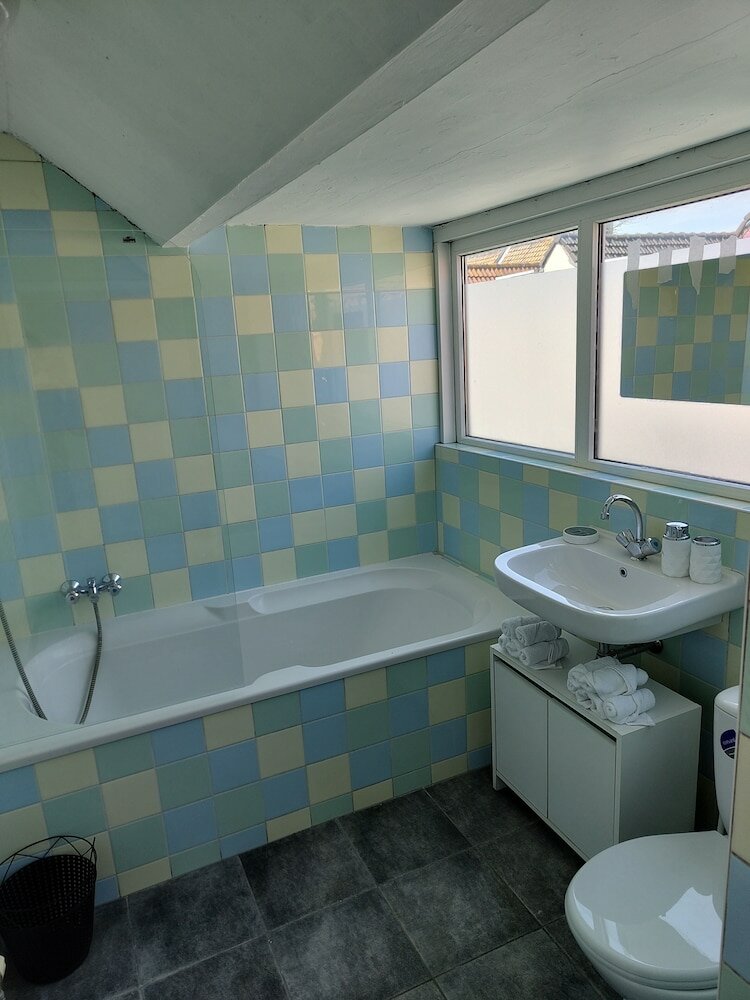 Фото The Diesel Bed and Breakfast