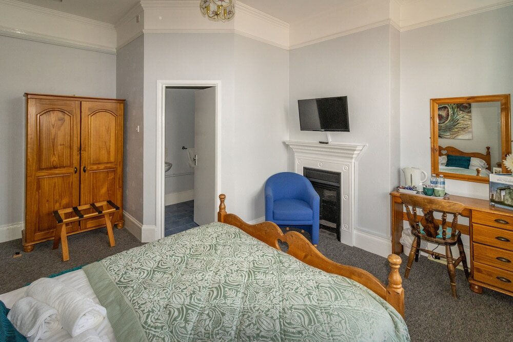 Фото The Bear Marlborough