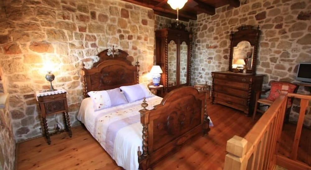 Фото Lithos Traditional Houses