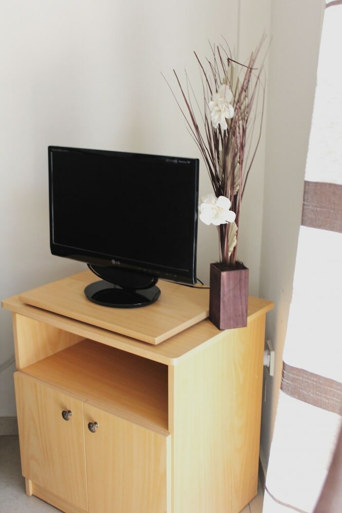 Фото St. Mamas Hotel Apartments