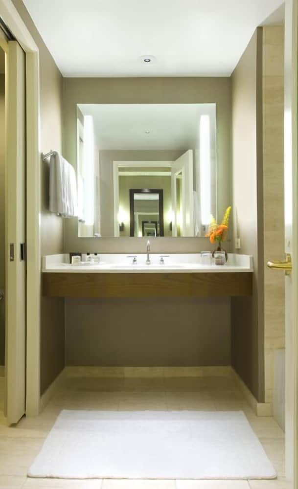 Фото Fairmont Chicago at Millennium Park Gold Experience