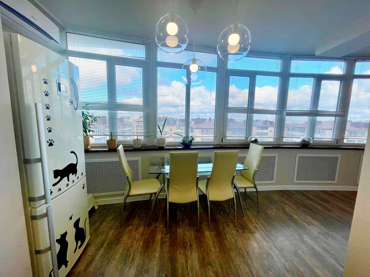 Фото 3-х Комнатные 2-х Уровневые Апартаменты