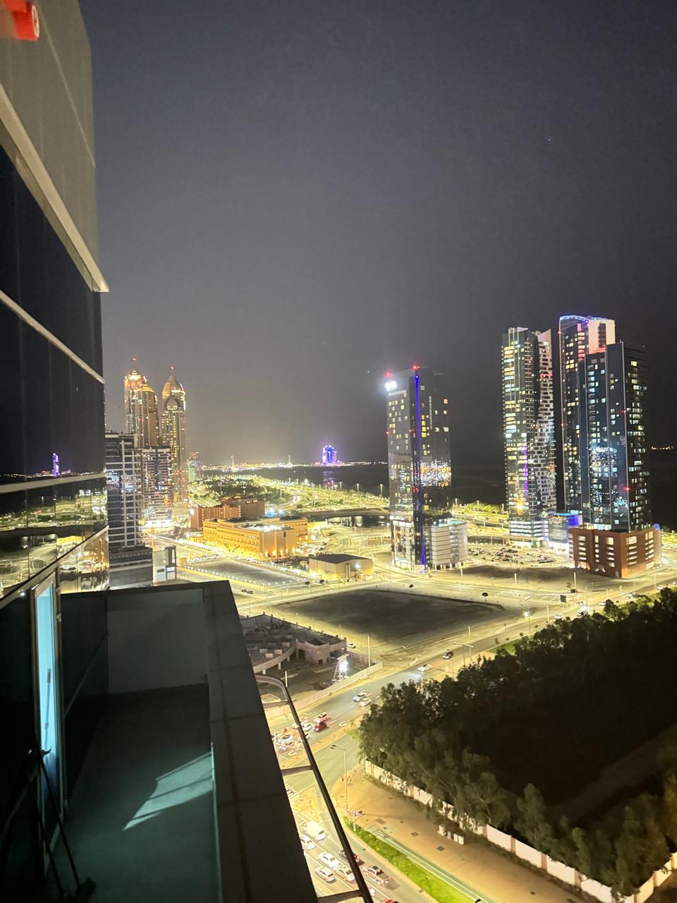 Фото Ramada by Wyndham Abu Dhabi Corniche