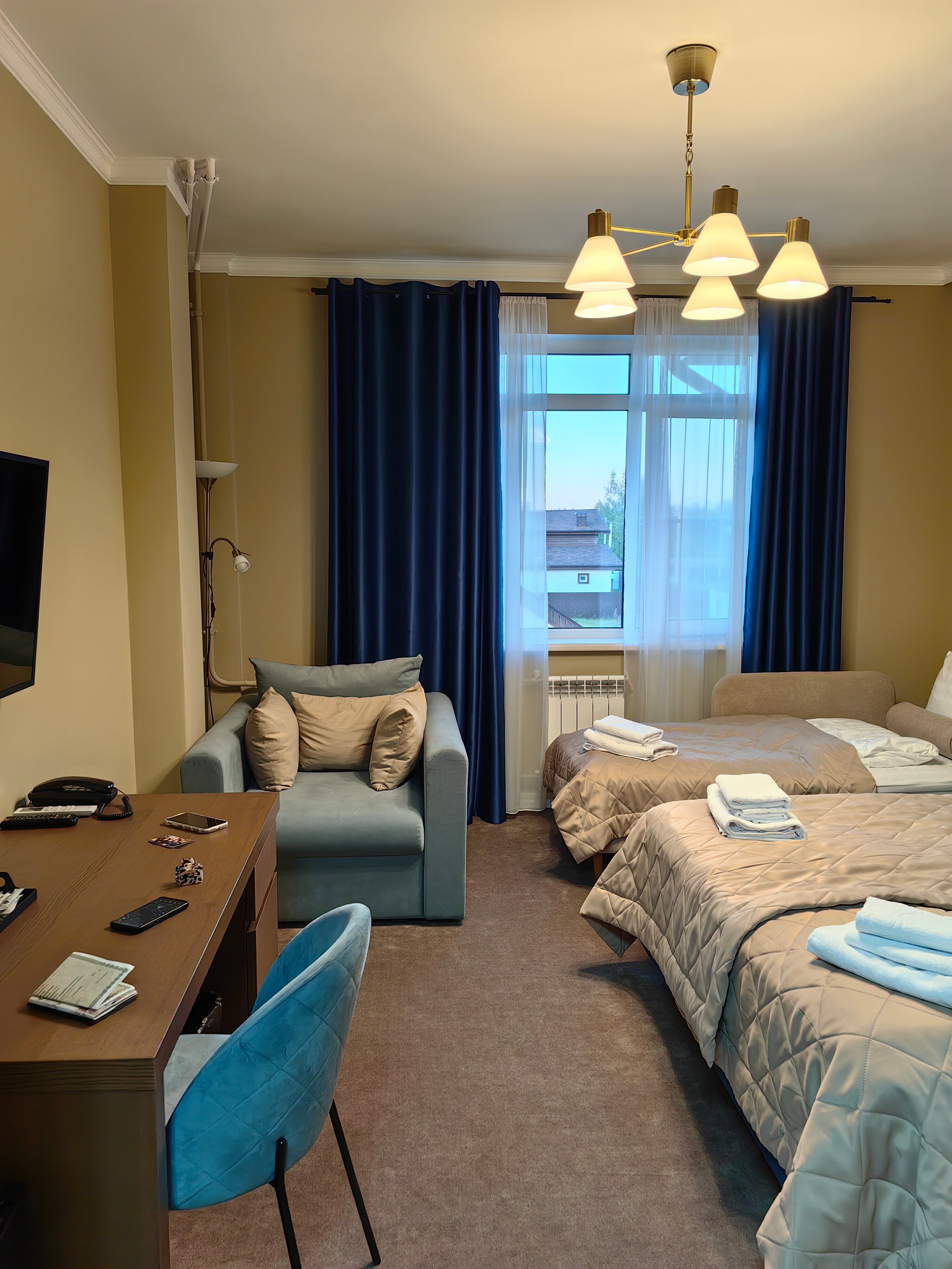 Фото отеля 2